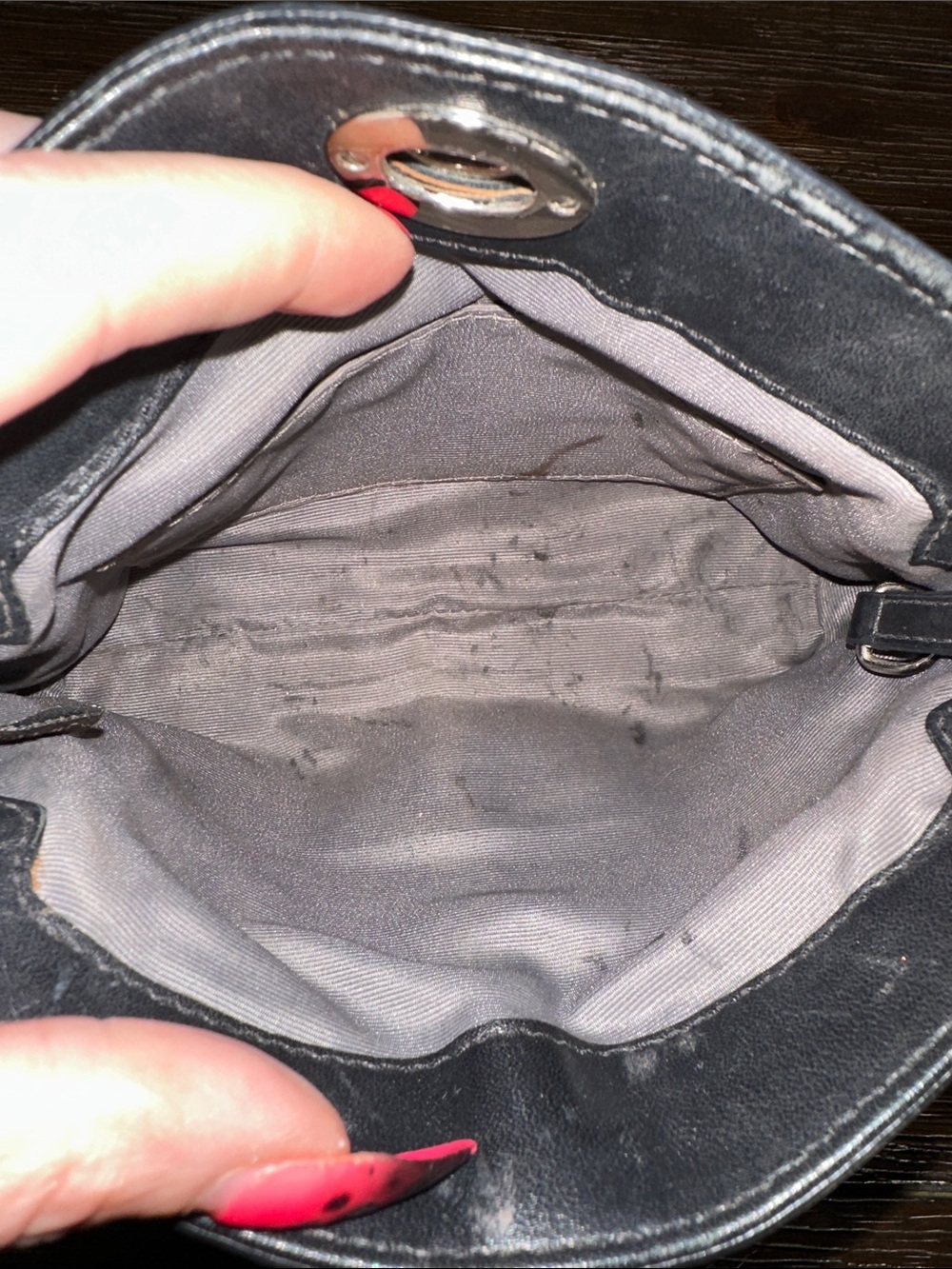 Coach Vintage Legacy Black Signature Wristlet with turn lock top! - Picture 6 of 6